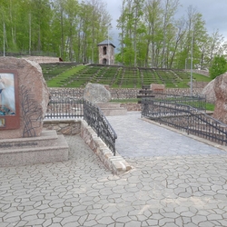 Rampes d�velopp�es et fabriqu�es dans la forge artistique UKOVMI pour le mont Butkov