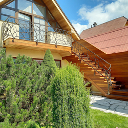 Balustrade forg�e à la main originale comme bijou de la maison de campagne - balustrade exclusive en ext�rieur