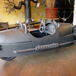 Voiture miniature forg�e à la main, modèle Morgan - œuvre d'art