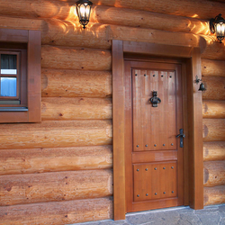 Accessoires forg�s pour les portes d'une cabane en rondins - accessoires artistiques forg�s à la main