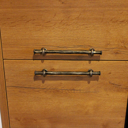 Poign�es en fer forg� faites à la main sur les armoires de cuisine � accessoires en fer forg� pour la cuisine