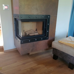 Chemin�e int�rieure avec cadre forg� de UKOVMI - accessoires forg�s pour l'int�rieur