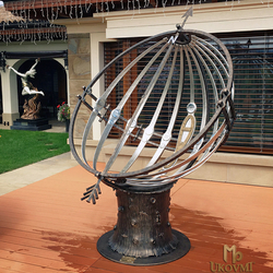 Horloge solaire - une merveille mondiale en Slovaquie - œuvre d'art forg�e à la main