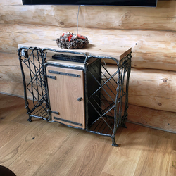 Commode en fer forg� pour t�l�vision avec espace de rangement pour le vin - mobilier artistique