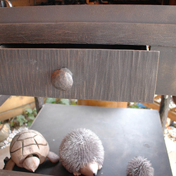 Chemin�e de jardin forg�e - d�tail