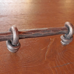 Poign�es originales pour meubles de cuisine et mobilier - poign�es forg�es à la main fabriqu�es en Slovaquie