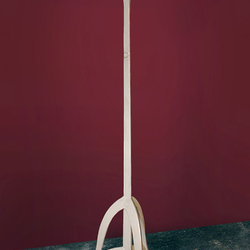 Porte-manteau rustique de couleur blanche avec patine dor�e - mobilier de luxe pour l'entr�e