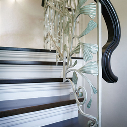 Balustrade forg�e pour escaliers dans le style historique � maison familiale