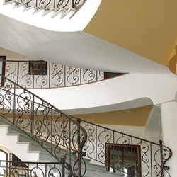 Balustrade exclusive à plusieurs �tages et en colima�on