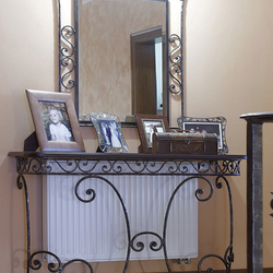 Coiffeuse meuble en fer forg� avec un miroir