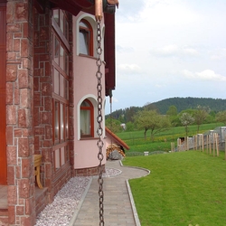 Cha�ne forg�e comme goutti�re