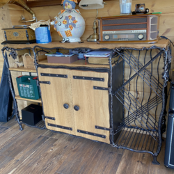 Commode en fer forg� de qualit� avec bois de chêne - mobilier design