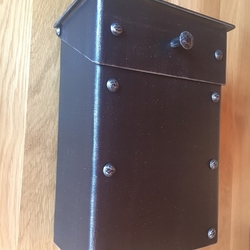 Bo�te aux lettres en fer forg�