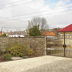 Portail d�coratif en fer forg�