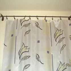 Tringle à rideau forg�e à une seule barre - mobilier forg�