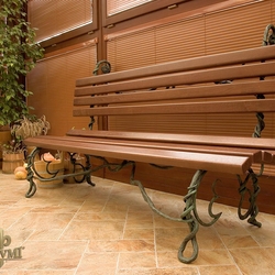 Le banc en fer forg� inspir� par la nature