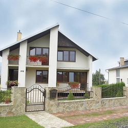 Cl�ture en fer forg� - La beaut� simple