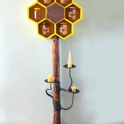 Bougeoir en fer forg� sur support publicitaire