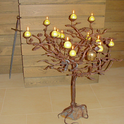 Chandelier en fer forgé - La Tentation Chandelier en fer forgé - La Tentation