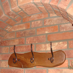 Porte manteau mural en fer forg� et bois