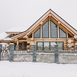 Cl�ture artistique pour une maison de campagne avec motif naturel d'herbe - portails et cl�tures forg�s