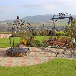 Coupole d'un puits en fer forg�