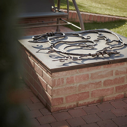 Couvercle d'un r�servoir en fer forg�