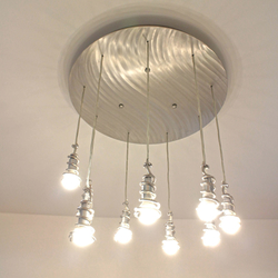 Luminaire design en acier inoxydable SPIRALKY � lustre moderne haut de gamme travaill� à la main. 