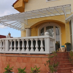 Couverture de terrasse blanche – auvent forgé de UKOVMI Couverture de terrasse blanche – auvent forgé de UKOVMI