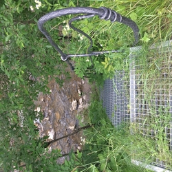 Balustrade forg�e à la main avec escalier, fabriqu�e pour l'ext�rieur d'une maison de style vintage