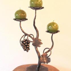 Luxueux bougeoir au motif de vigne - bougeoir en fer forgé disponible en noir, or, argent, cuivre et patine verte Luxueux bougeoir au motif de vigne - bougeoir en fer forgé disponible en noir, or, argent, cuivre et patine verte