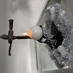 Bougeoir forg� à la main avec des symboles chr�tiens Croix + Poisson